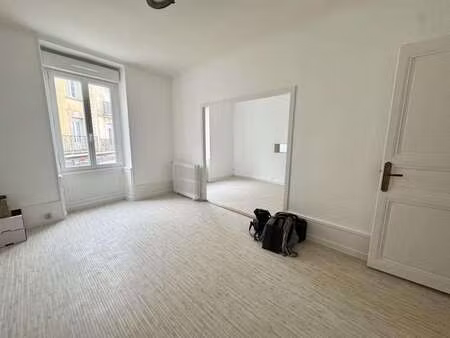 vente immeuble à savenay (44260) : à vendre / 157m² savenay