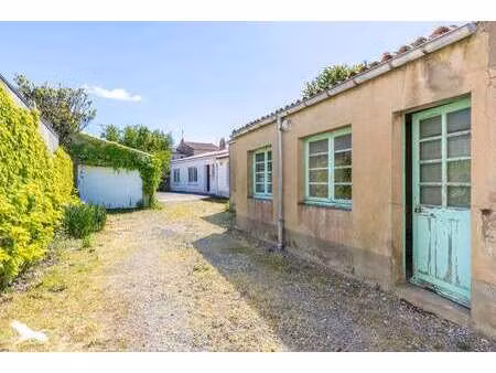 vente maison aux sables-d'olonne (85100) : à vendre / 154m² les sables-d'olonne