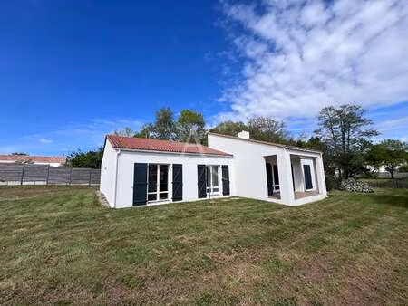 vente maison à beaulieu-sous-la-roche (85190) : à vendre / 137m² beaulieu-sous-la-roche