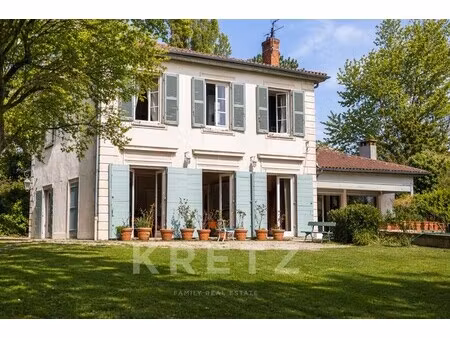 maison de luxe à vendre dans le quartier fourvière-saint just