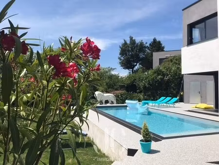 maison de luxe à vendre à rillieux-la-pape