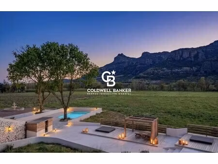 maison de luxe à vendre dans le quartier partie nord-ferrieres-cadenades-rouviere