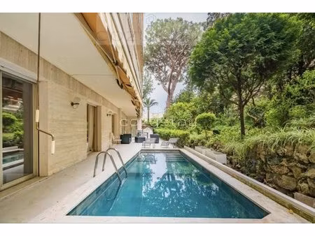 magnifique 4 pièces de 130m² avec piscine privative