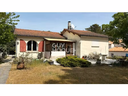 maison à vendre à les mathes - 5 pièces  114 m²  proche commerces et mer