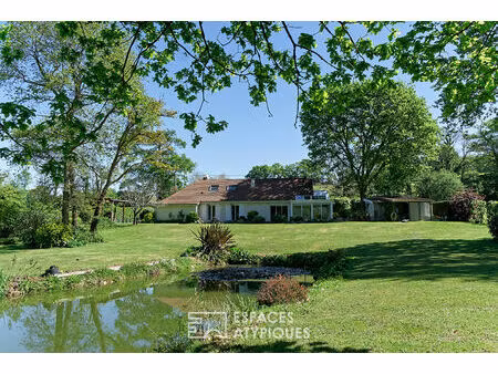 propriété de charme avec lac privé