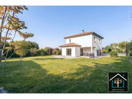 villa contemporaine bressolles