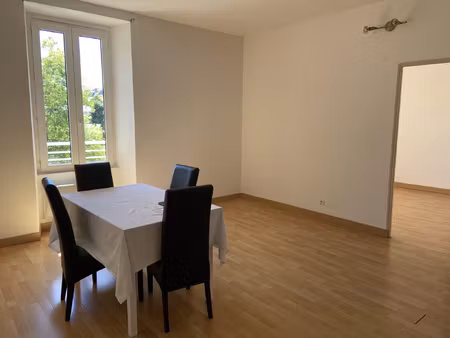 appartement t3 lumineux à bégard