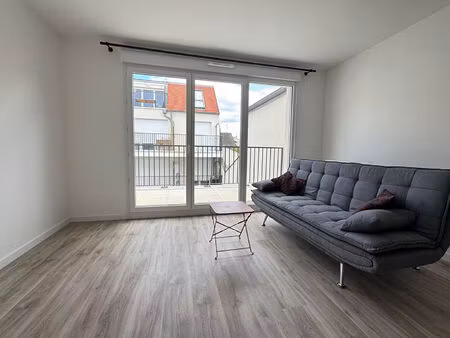 appartement 3 pièces à louer à sartrouville - 61 30 m²  2ème étage