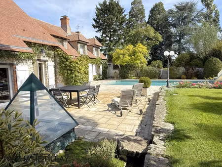 propriété à vendre gidy 8 pièce(s) 250m2 670 000€