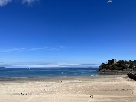 dinard ecluse: appartement de 111m² rénové par un architecte d'intérieur 3 chambres cave e