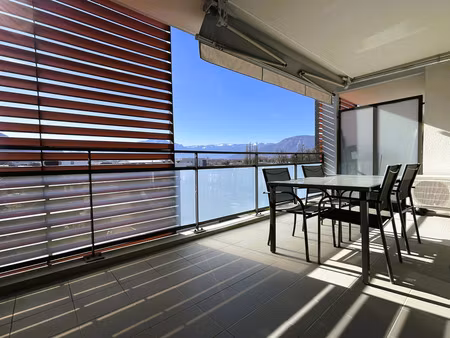 t3 terrasse  cave et garage