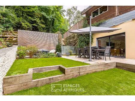 appartement rénové dans un ancien moulin avec terrasse