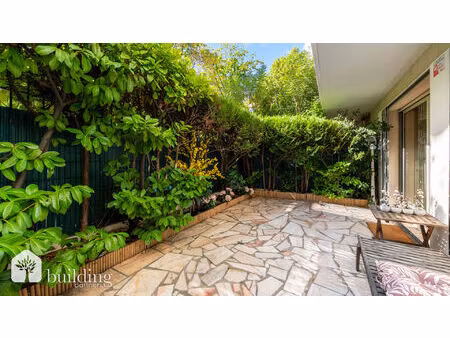 a vendre - neuilly-sur-seine full pasteur - appartement 3 pièces de 62 81 m² en rez-de-jar