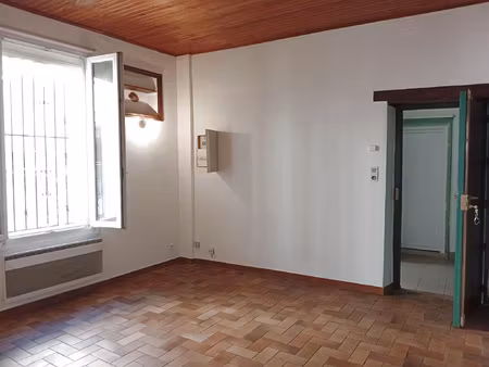 perpignan - 62000eur - t3 - 45m2 - quartier calme - en rez de