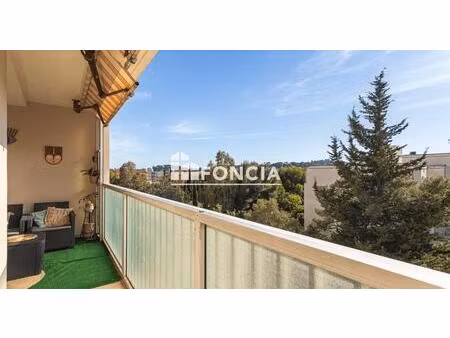 t3 loué 62 m2 lumineux avec terrasse toulon saint-musse