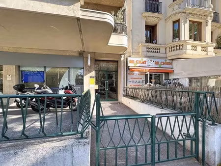 location commerce 3 pièces à nice (06000)