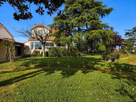 vente maison à cugand (85610) : à vendre / 158m² cugand