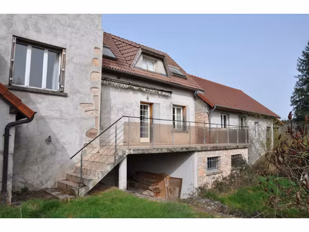 belle maison de campagne atypique  avec 9468 m2 de terrain