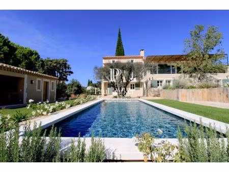 fontvieille - parc naturel des alpilles: demeure de caractère avec piscine et parc paysagé