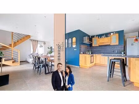 maison - duplex - 2 chambres - jardin - 2 place de parking privatives - au calme - sans vi