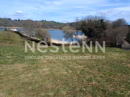 rare  au rouget pers  à vendreterrain d'exception viabilisé avec vue sur le lac  1 790 m².