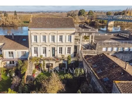 maison de luxe à vendre à branne