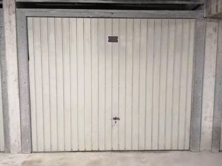 vente garage et parking à sion-sur-l-ocean (85270) : à vendre / 13m² sion-sur-l-ocean