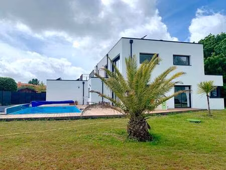 vente maison piscine à oudon (44521) : à vendre piscine / 173m² oudon