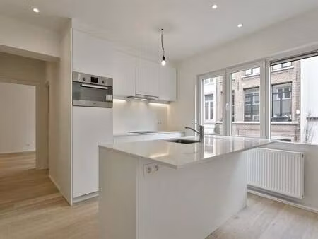 appartement à louer à antwerpen € 900 (lnk7a) - huyzen antwerpen | zimmo
