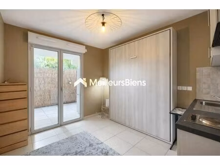 magnifique studio à deux pas de la mer et de la gare