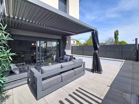 magnifique maison contemporaine avec piscine
