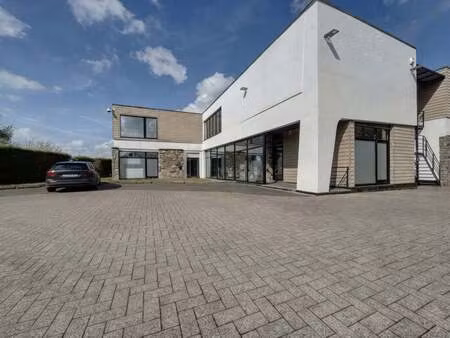 bien professionnel à louer à waremme € 700 (lnjwk) - we invest hesbaye | zimmo