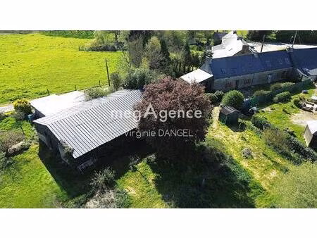 ensemble de 2 maisons  annexe et hangar