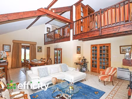 maison 5 pièces - 270 m²