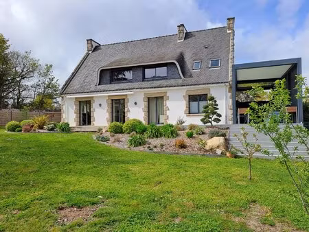 propriete dans bourg d'arradon.