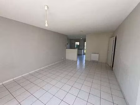 vente maison à bécon-les-granits (49370) : à vendre / 70m² bécon-les-granits