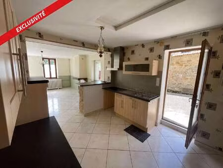 vente maison à saint-georges-du-bois (72700) : à vendre / 90m² saint-georges-du-bois