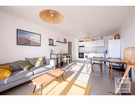 quartier st jean - t3 avec terrasse - vendu loué