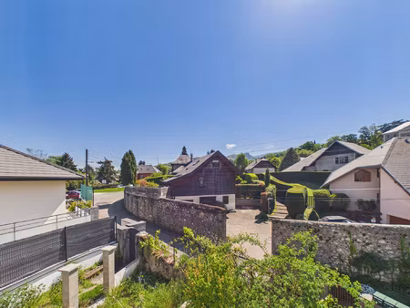 appartement en maison duplex de type 4 - secteur calme et vu