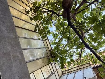 t3-4 ancien a renover + balcon verriere