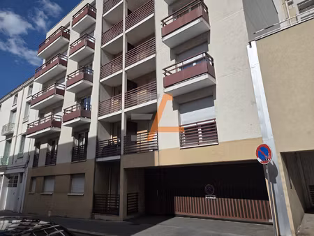 chavanelle garge de 14m2 dans immeuble 2013