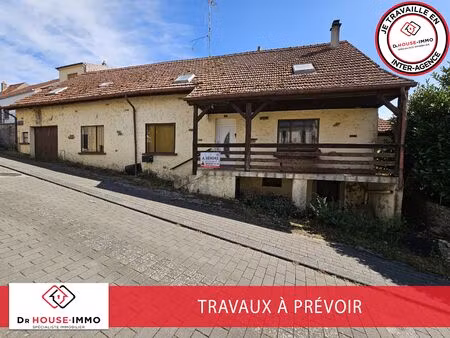 maison mitoyenne 7 pièces de 186 m2 sur un terrain de 299 m2.