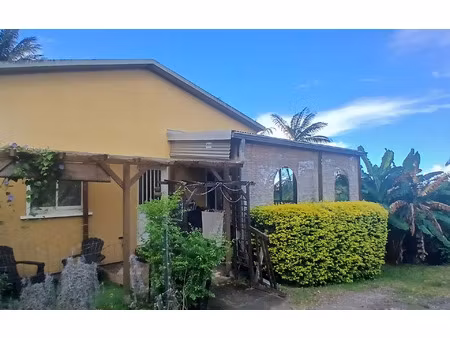 maison petite-île 80 m² t-4 à vendre  275 600 €