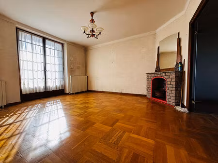 a vendre seilhac proche bourg maison en pierre terrain 1200 m²