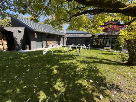 maison invidividuelle avec cachet 5 ch+bureau garage et jardin