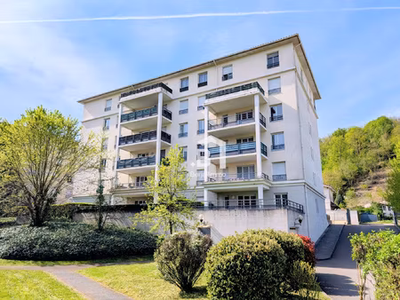 à vendre appartement t3 centre ville avec terrasse et ga