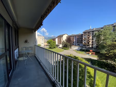 chambery covet  t3 meublé vue parc