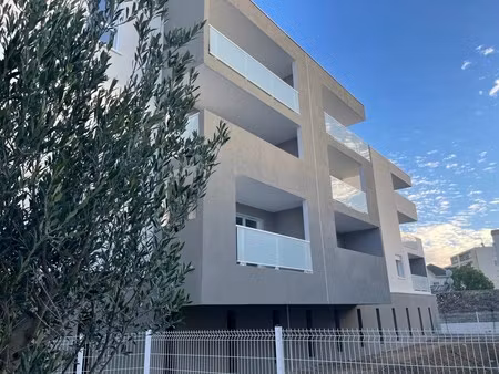 t3 avec balcon et parking à montpellier