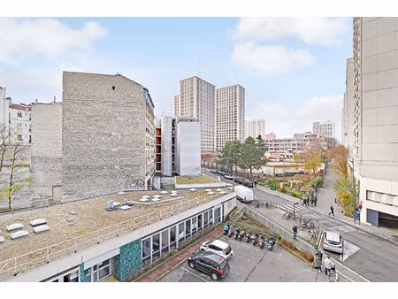 beau 2 pièces baigné de lumière