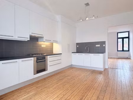 appartement à louer à rue du ruisseau 40 rhode-saint-genèse (vbe14449)